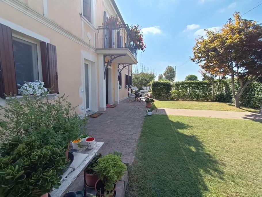 Lendinara B&B We Care Appartamento מראה חיצוני תמונה